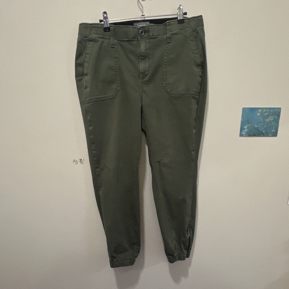 Torrid Green Solid Jogger Pants Size 1 4 Pockets Activewear Casual